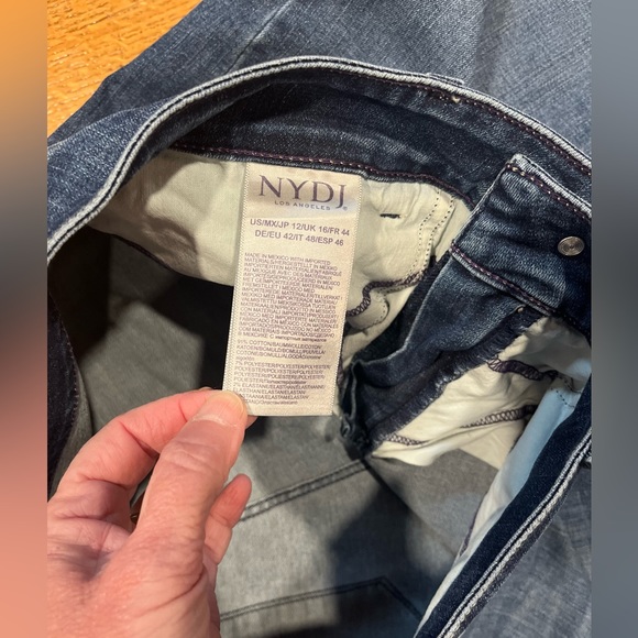 NYDJ Marilyn Lift and Tuck Straight Leg Jeans - Picture 4 of 8